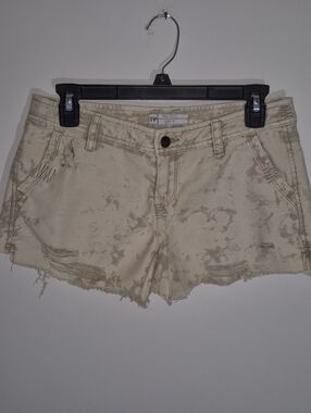 FREE PEOPLE Distressed Bleach-Effect Denim Shorty Shorts